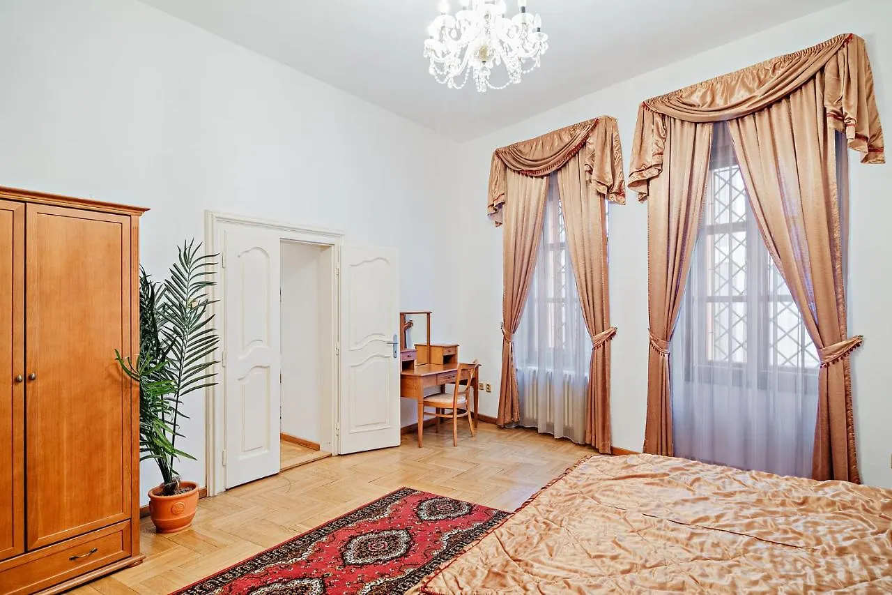 U Cerneho Medveda- At The Black Bear Apartment Prague